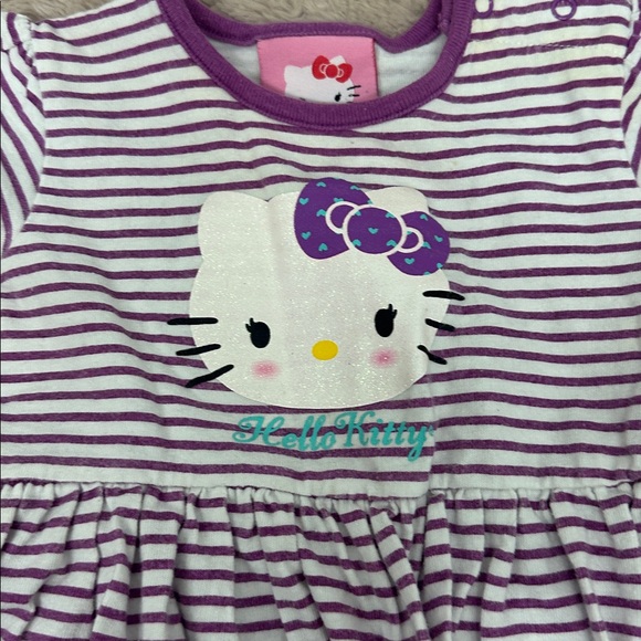 Hello Kitty Onsie - Picture 3 of 4